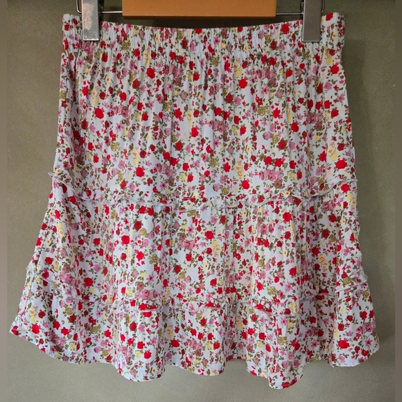 Vero Moda | Floral Print Skirt, Size S - Picture 3 of 8